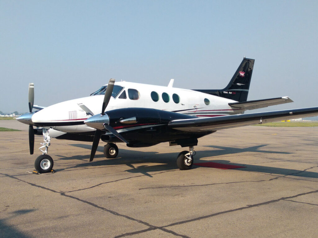 1974 Beechcraft King Air C-90