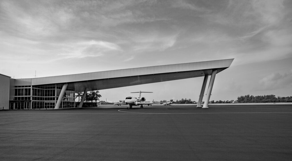 Skyservice finalise un investissement dans Fontainebeau Aviation