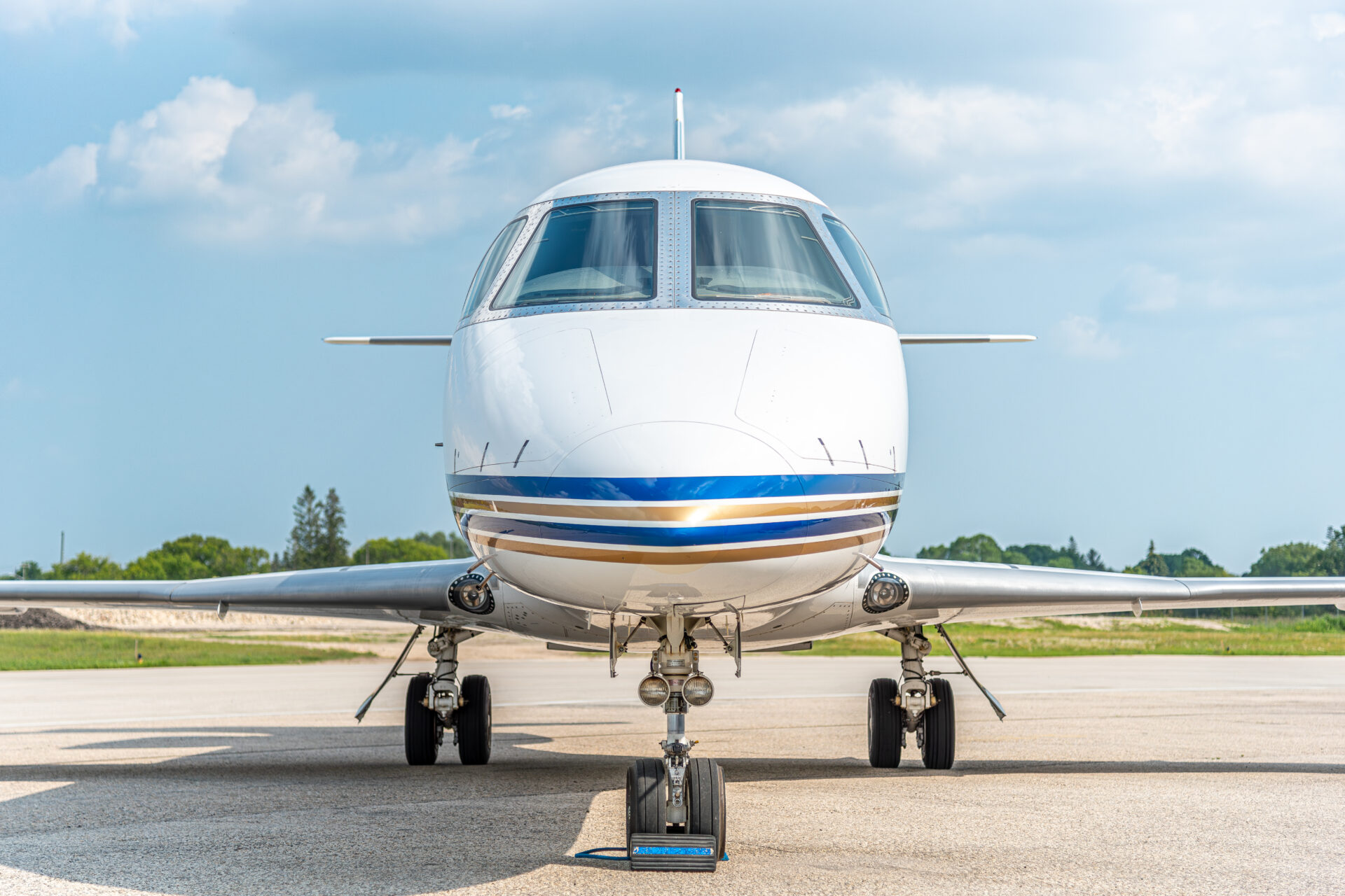 Gulfstream G150 exterior, aircraft for sale